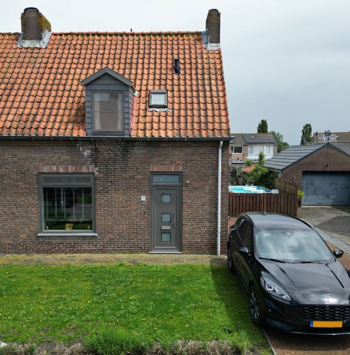 twee-onder-een-kapwoningteeede002.jpg